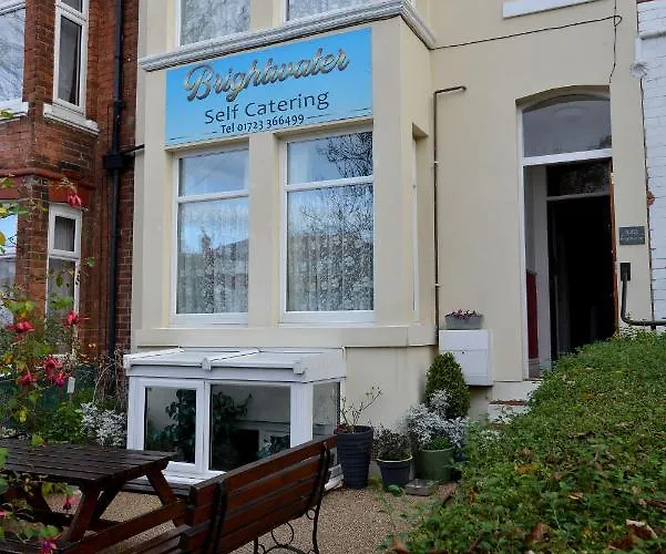 Brightwater Modern Ground Floor, 2 Bedroom Apartment, With Games, Chill Out